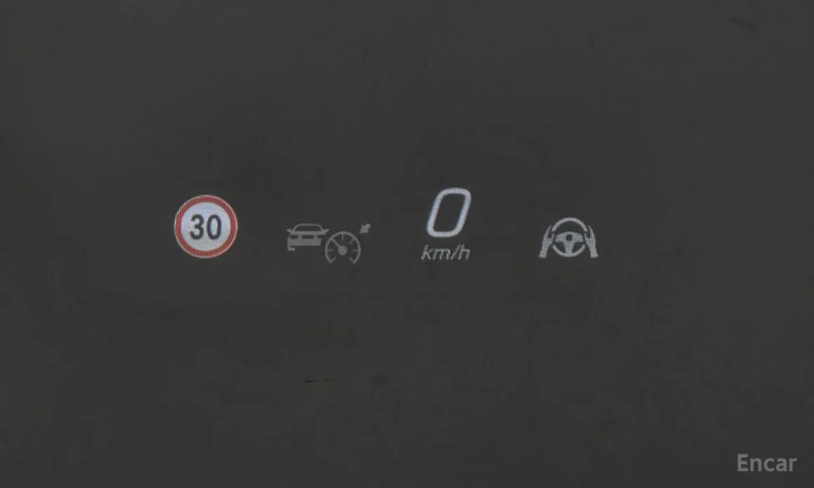 Фото 19 - Mercedes-Benz E-Class