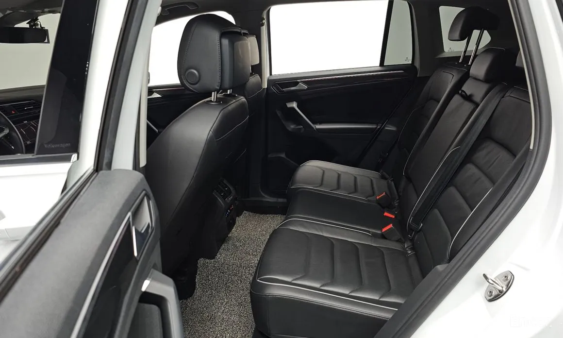 Фото 12 - Volkswagen Tiguan