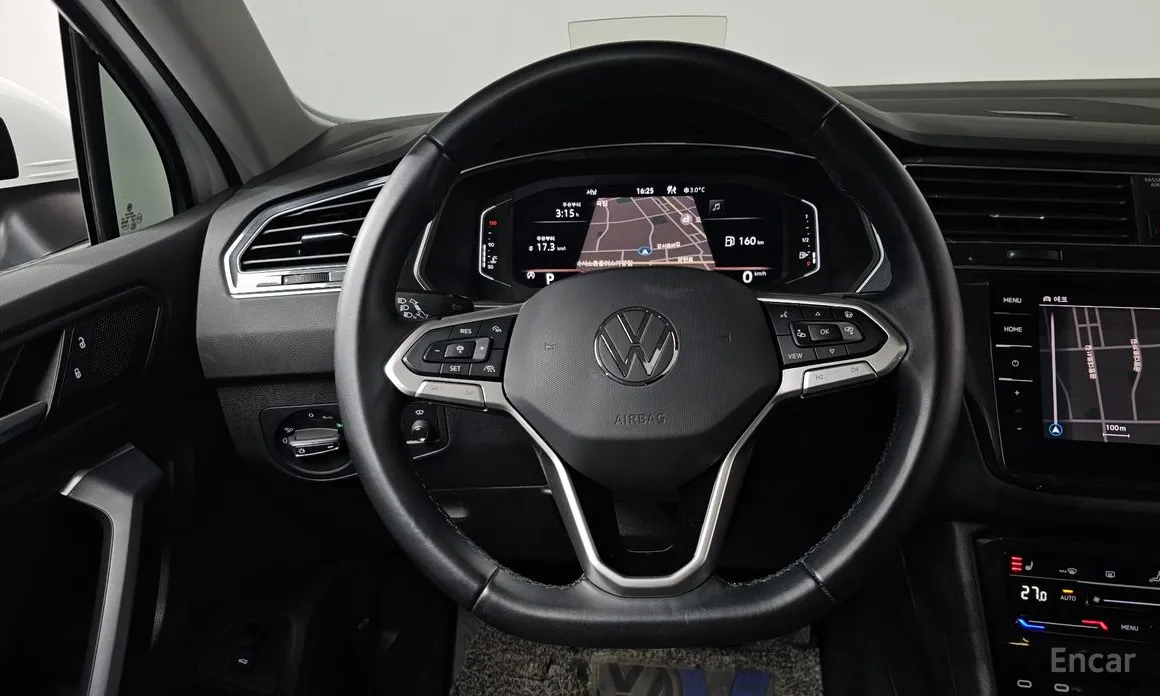 Фото 13 - Volkswagen Tiguan