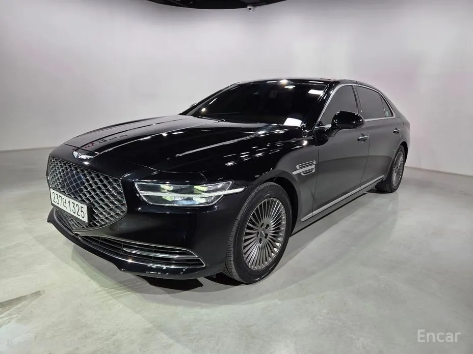 Фото 1 - Genesis G90