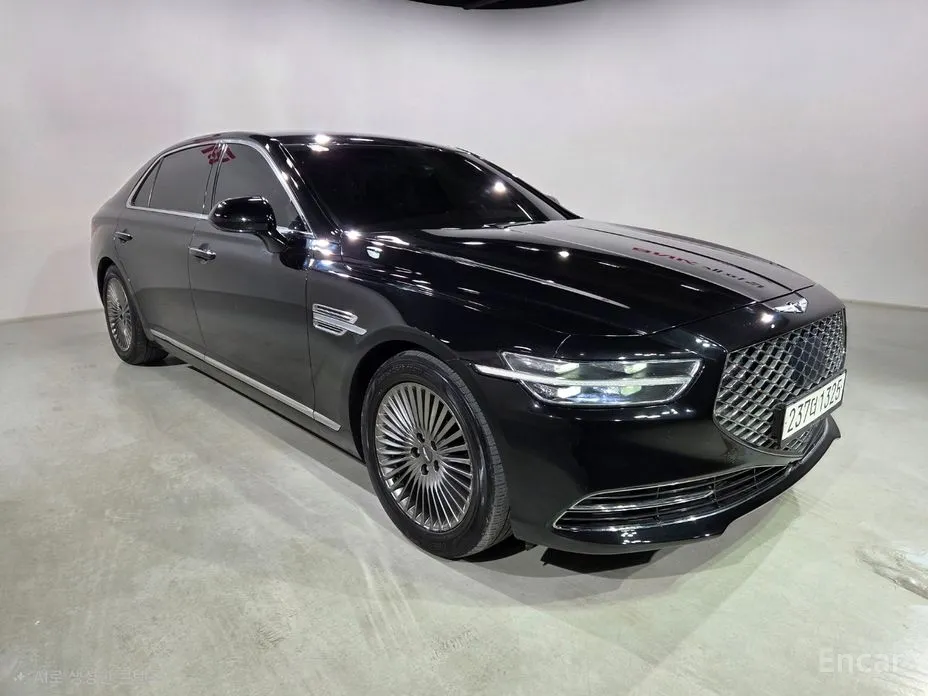 Фото 6 - Genesis G90