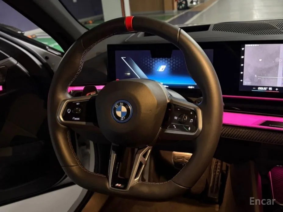 Фото 14 - BMW i5