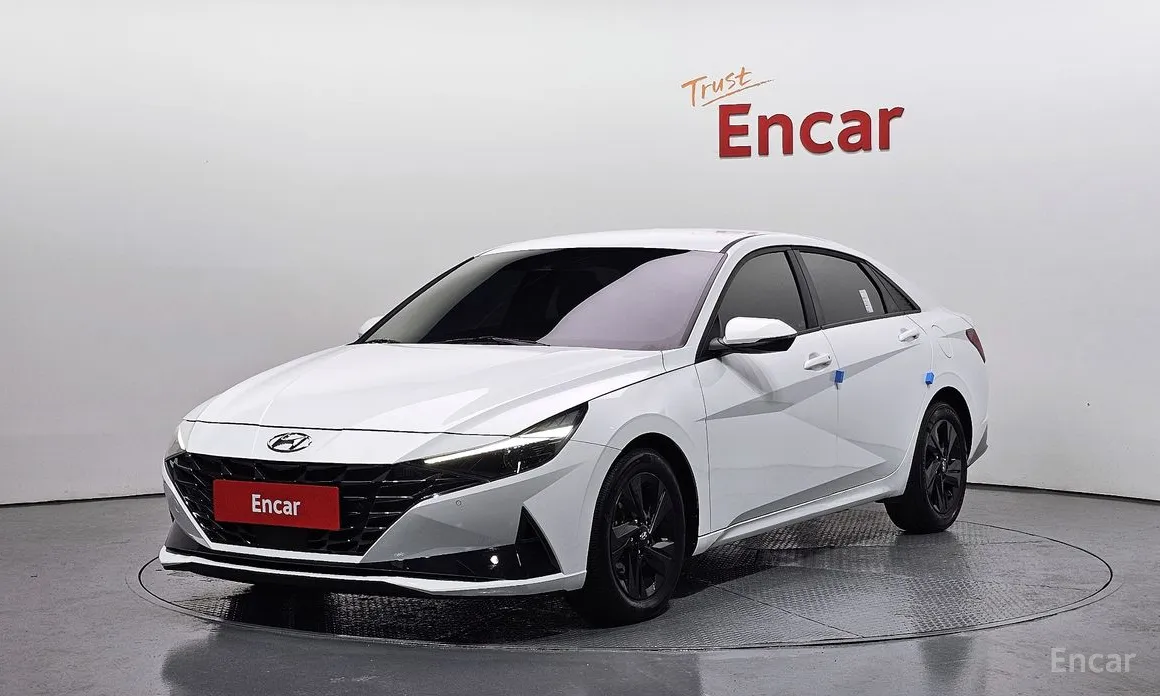 Фото 1 - Hyundai Avante