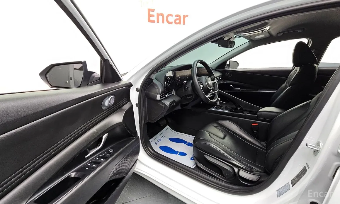 Фото 10 - Hyundai Avante