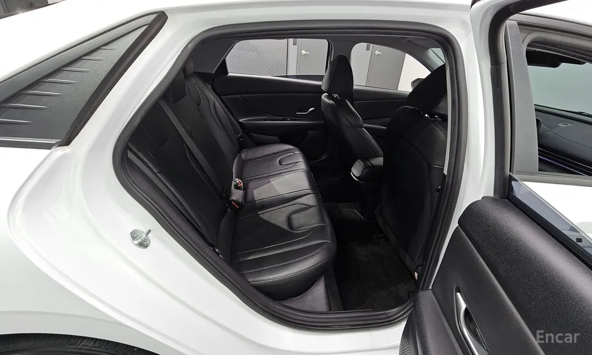 Фото 12 - Hyundai Avante