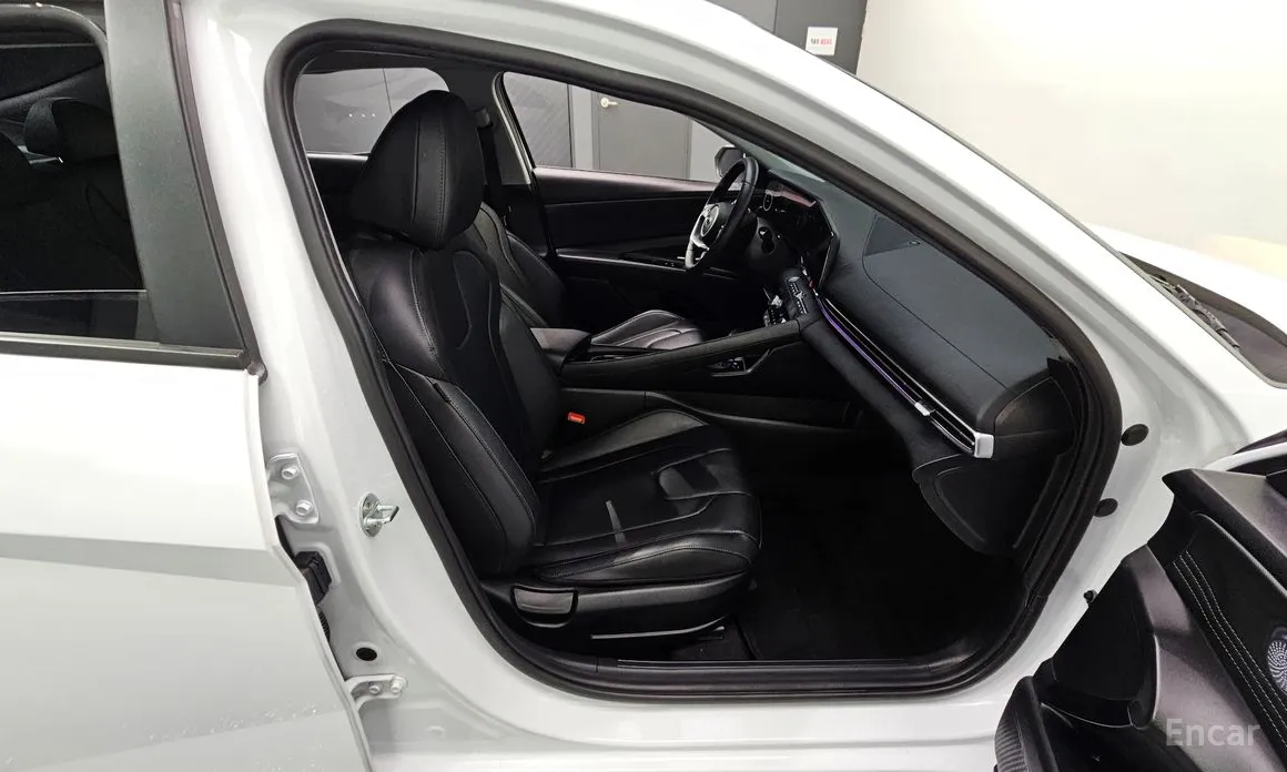 Фото 13 - Hyundai Avante