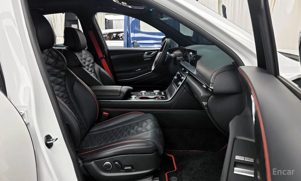 Фото 11 - Genesis GV80