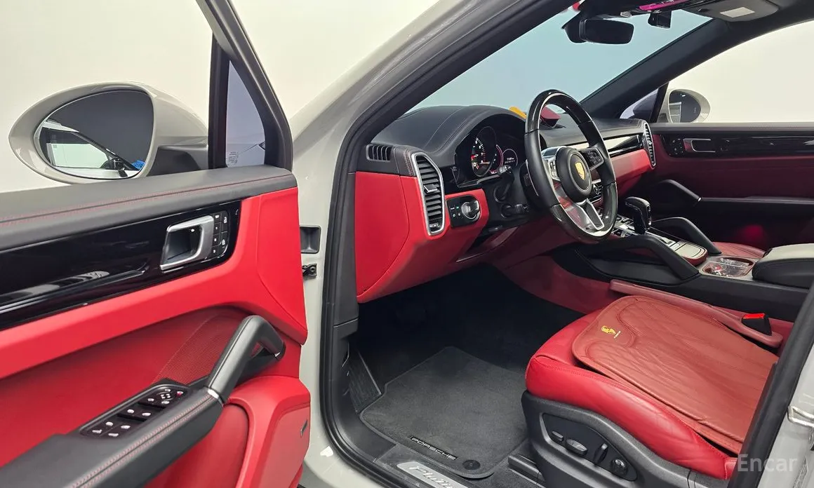 Фото 11 - Porsche Cayenne