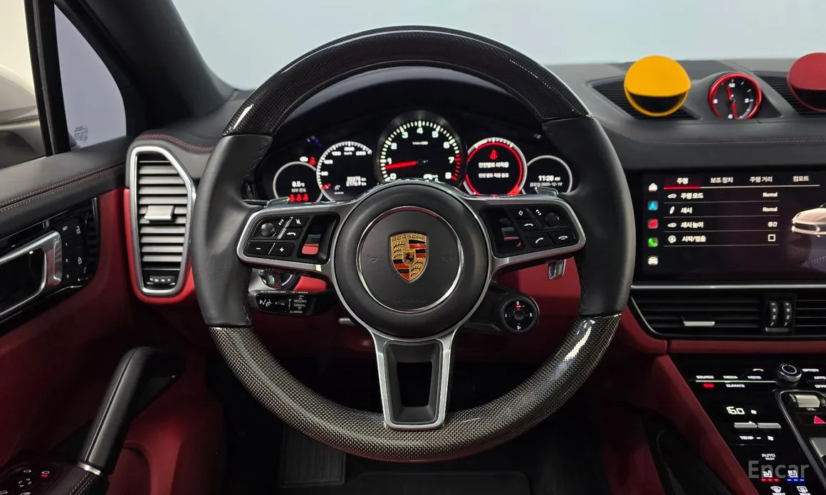 Фото 13 - Porsche Cayenne