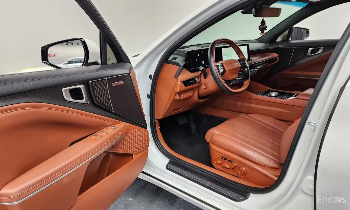 Фото 10 - Kia K8