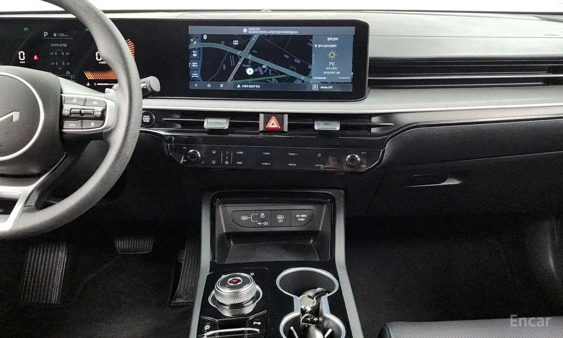 Фото 14 - Kia K5