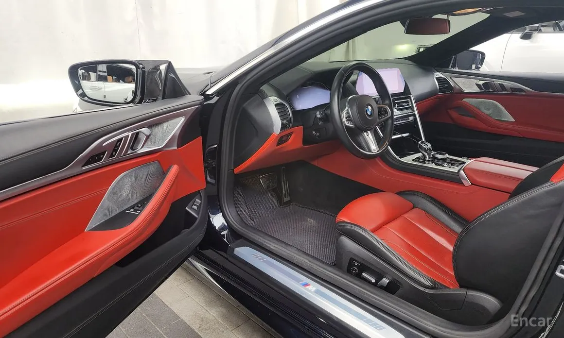 Фото 10 - BMW 8 Series