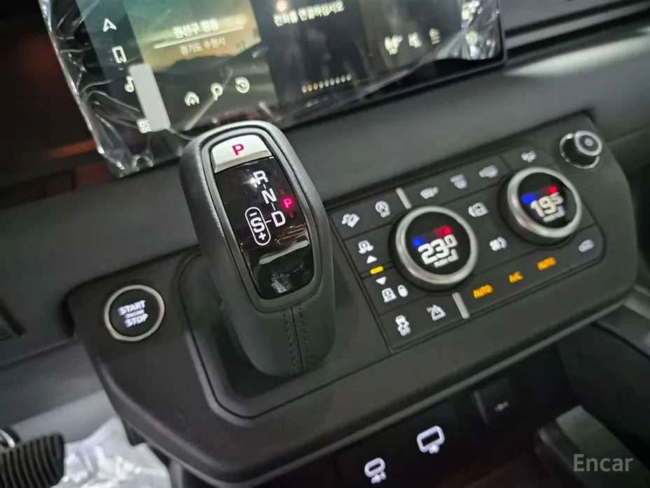 Фото 10 - Land Rover Defender