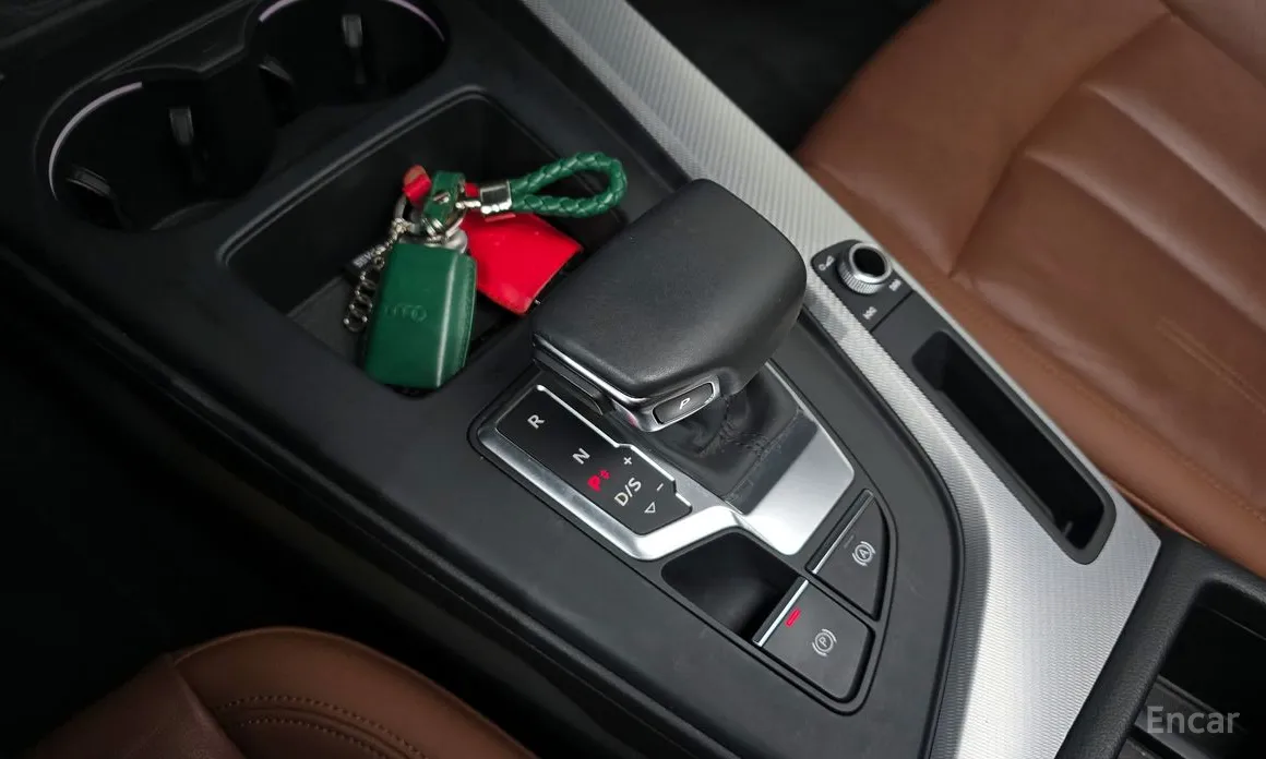 Фото 9 - Audi A4