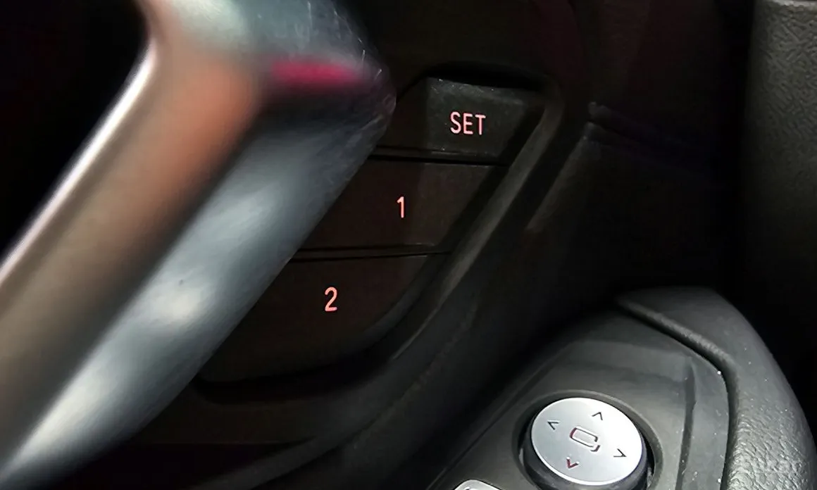 Фото 19 - BMW 3 Series