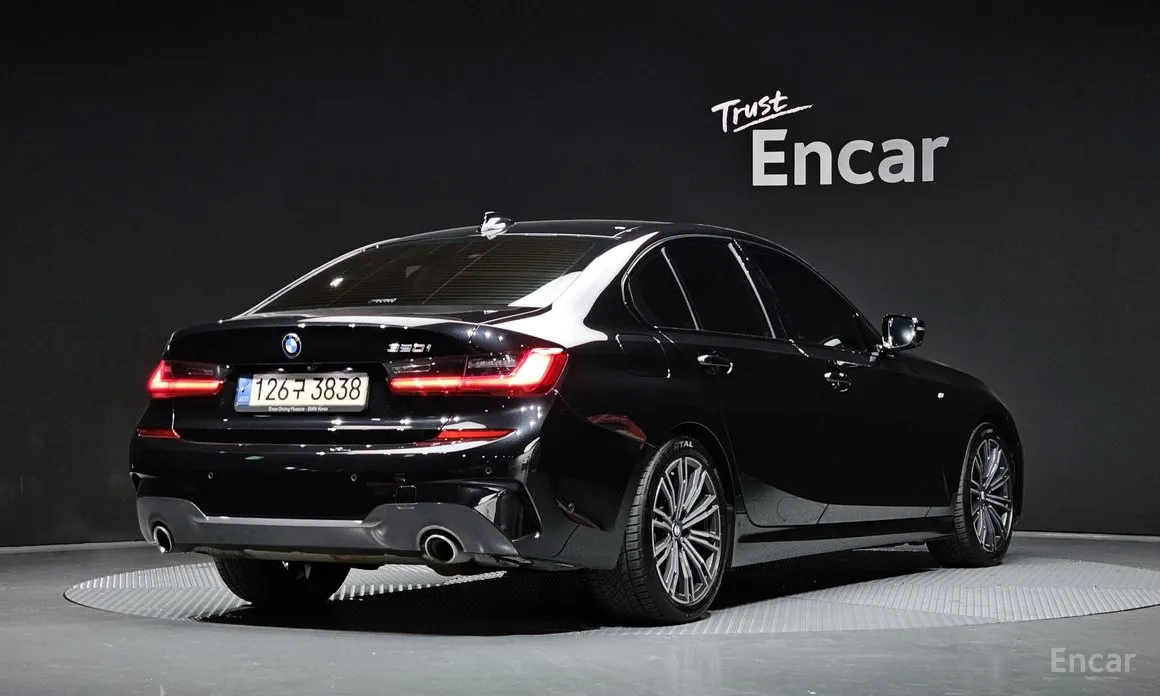 Фото 2 - BMW 3 Series