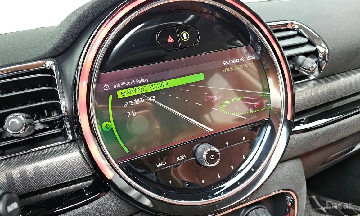 Фото 17 - Mini Clubman