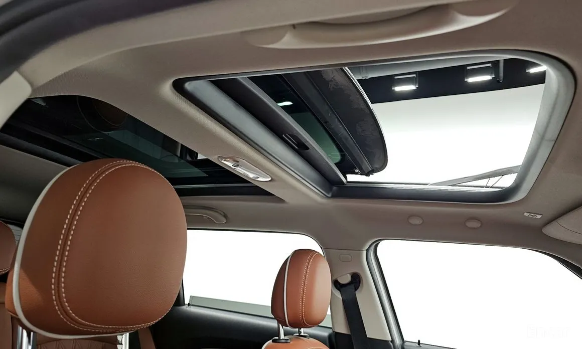 Фото 19 - Mini Clubman