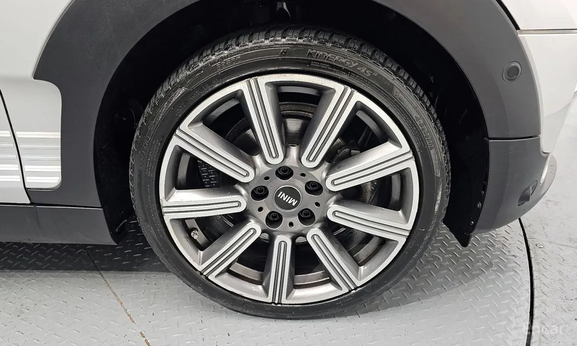 Фото 5 - Mini Clubman