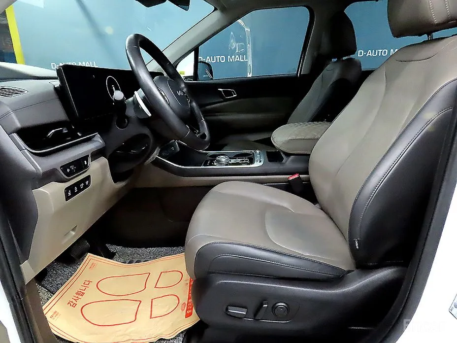 Фото 10 - Kia Carnival