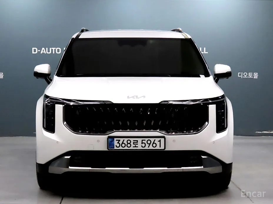 Фото 3 - Kia Carnival