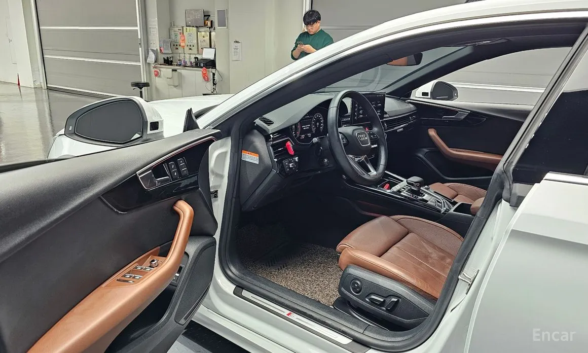 Фото 10 - Audi A5