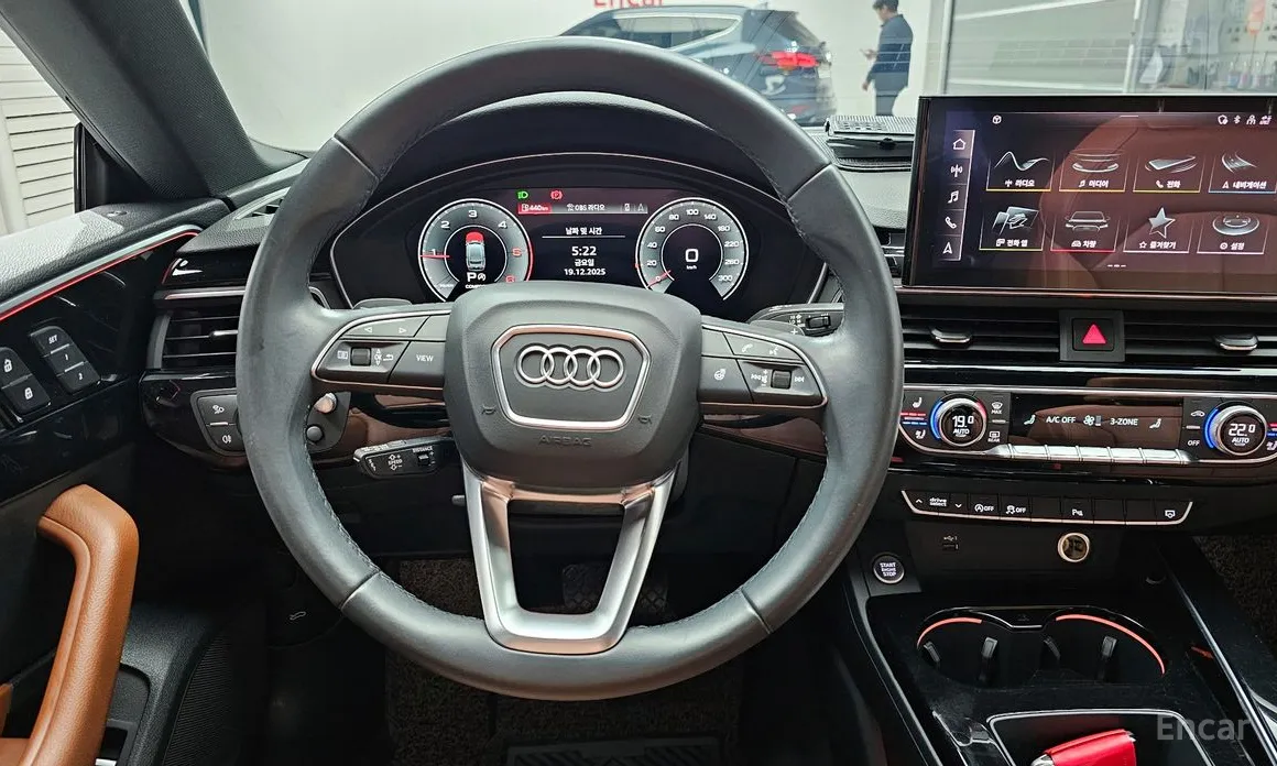 Фото 13 - Audi A5