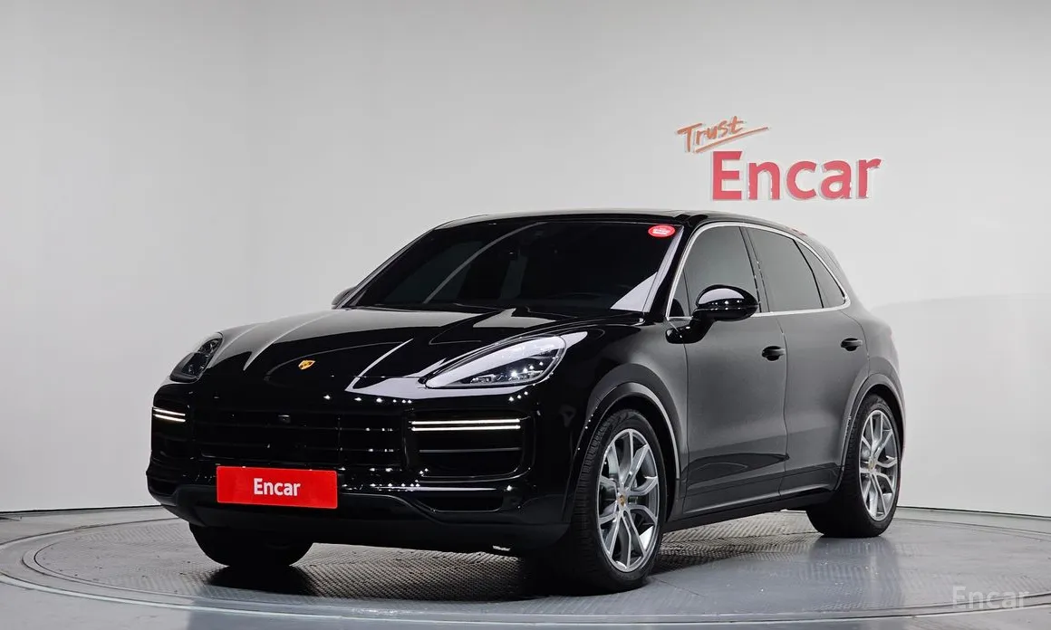 Фото 1 - Porsche Cayenne