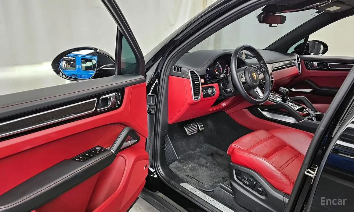 Фото 10 - Porsche Cayenne