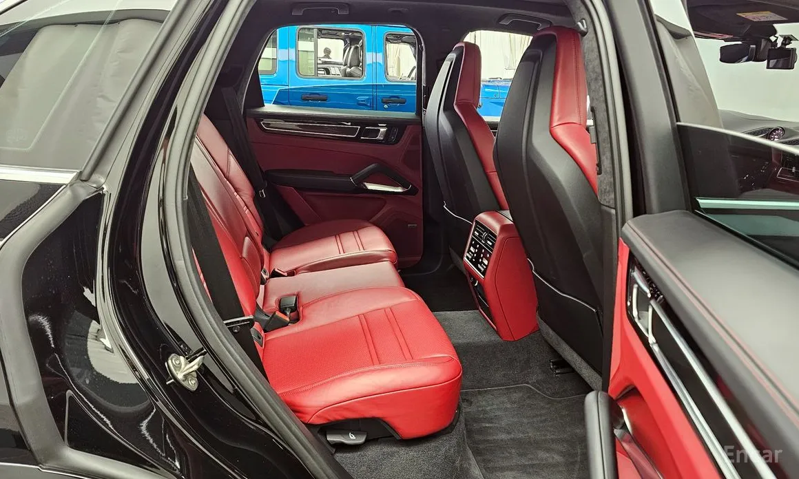 Фото 12 - Porsche Cayenne