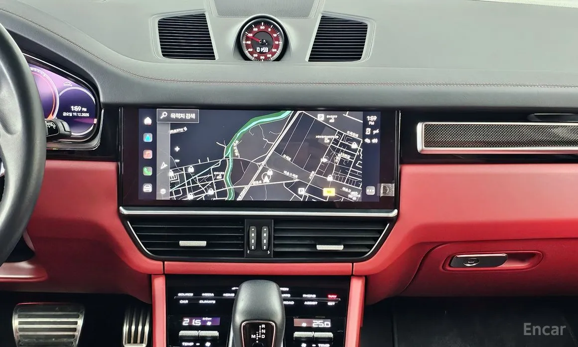 Фото 14 - Porsche Cayenne