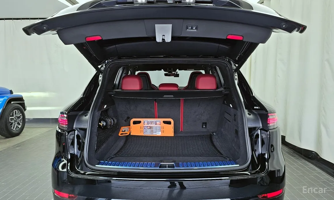 Фото 20 - Porsche Cayenne