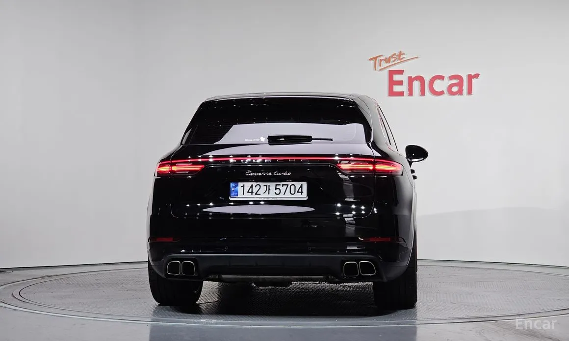 Фото 4 - Porsche Cayenne