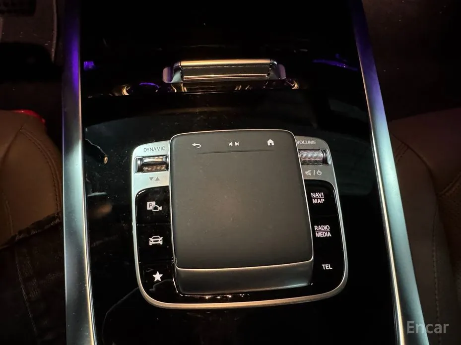 Фото 16 - Mercedes-Benz G-Class