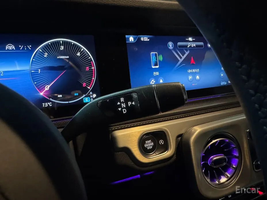 Фото 9 - Mercedes-Benz G-Class