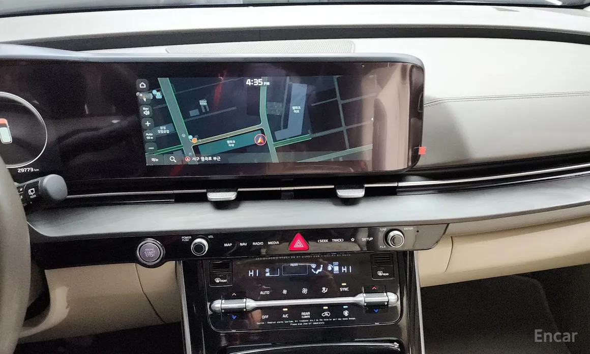 Фото 14 - Kia Carnival