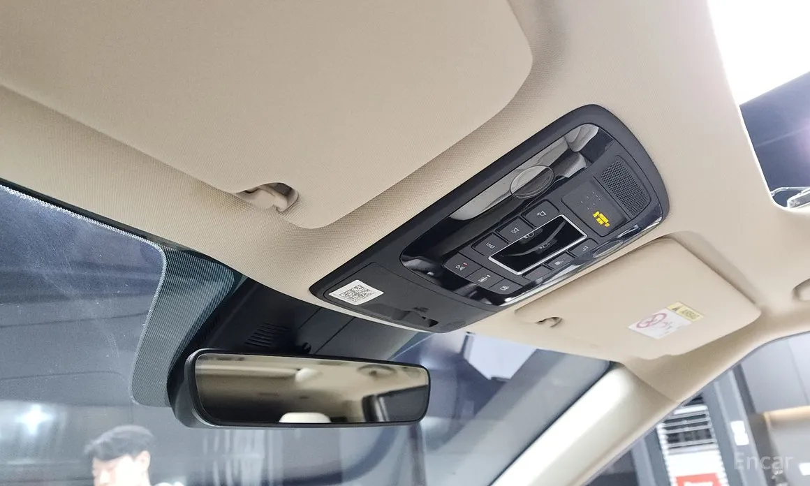 Фото 17 - Kia Carnival