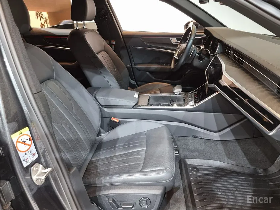 Фото 10 - Audi A6