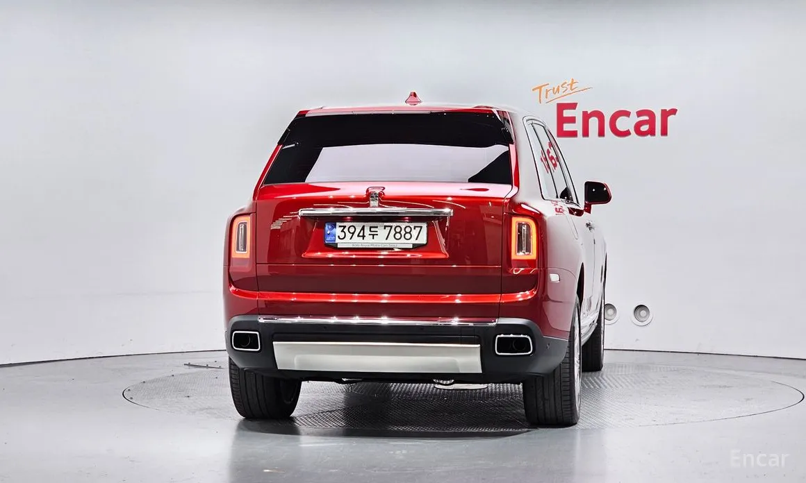 Фото 4 - Rolls-Royce Cullinan