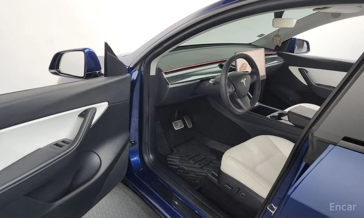 Фото 10 - Tesla Model Y