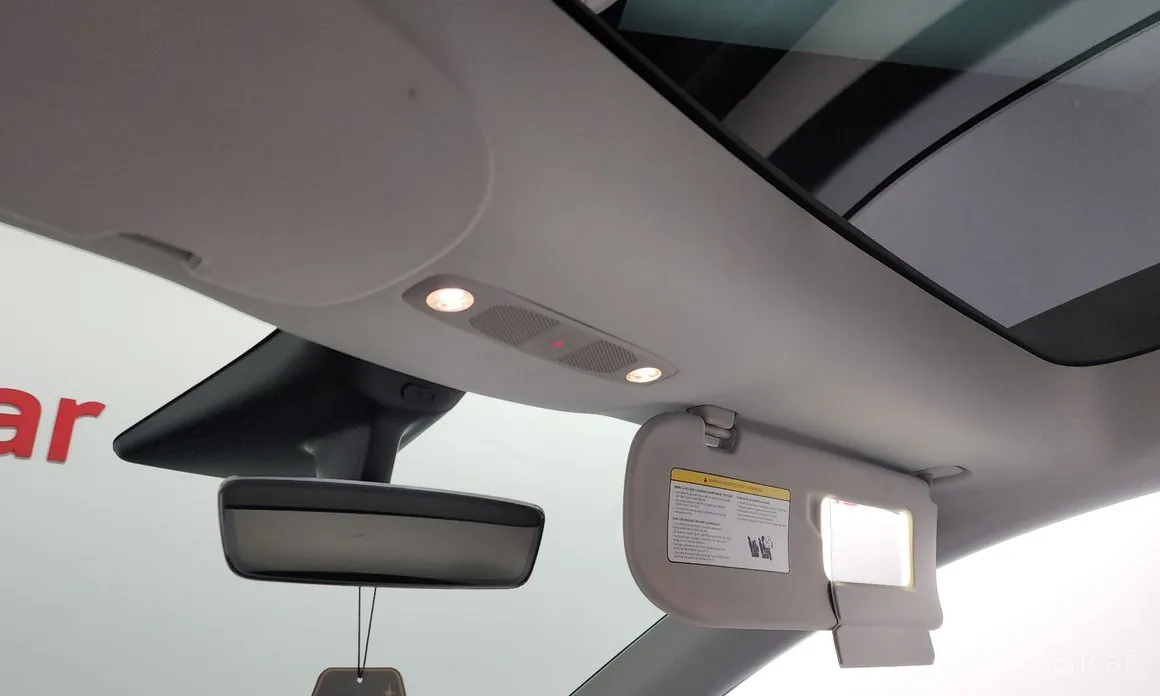 Фото 17 - Tesla Model Y