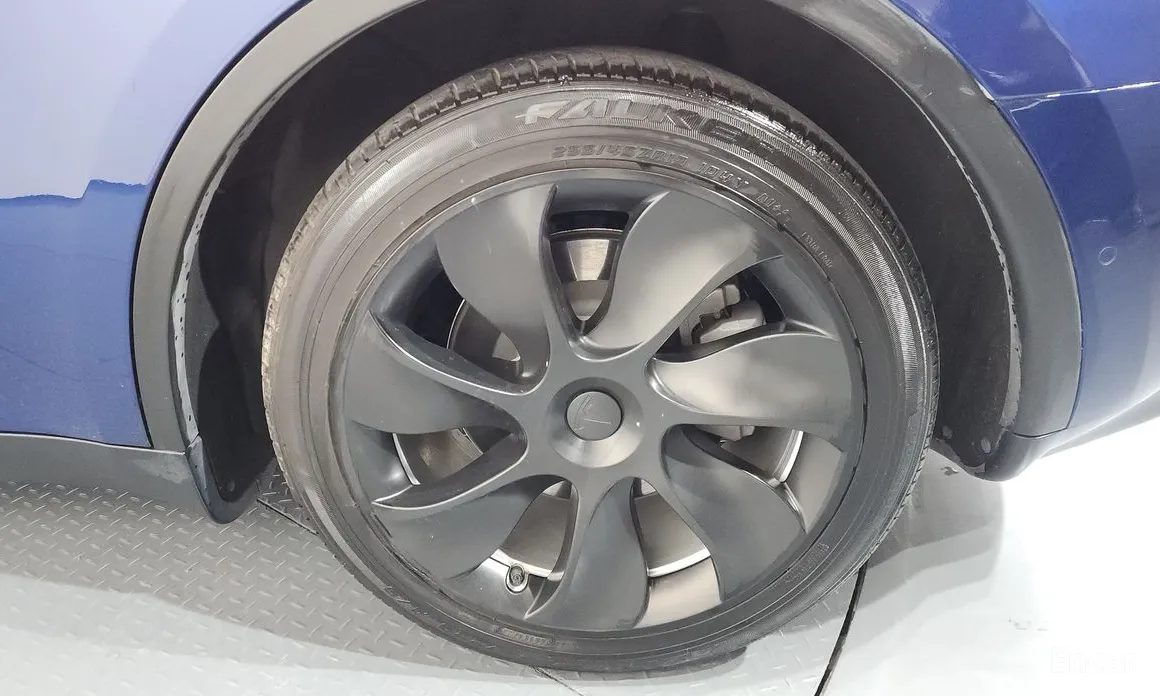 Фото 5 - Tesla Model Y