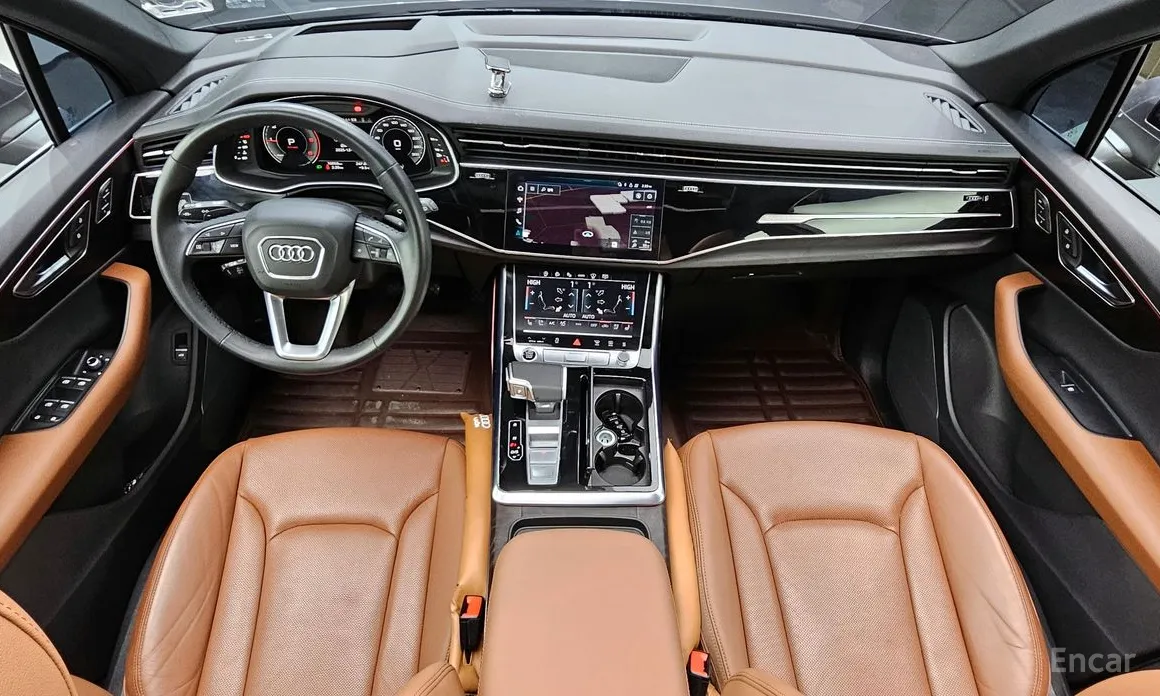 Фото 7 - Audi Q7