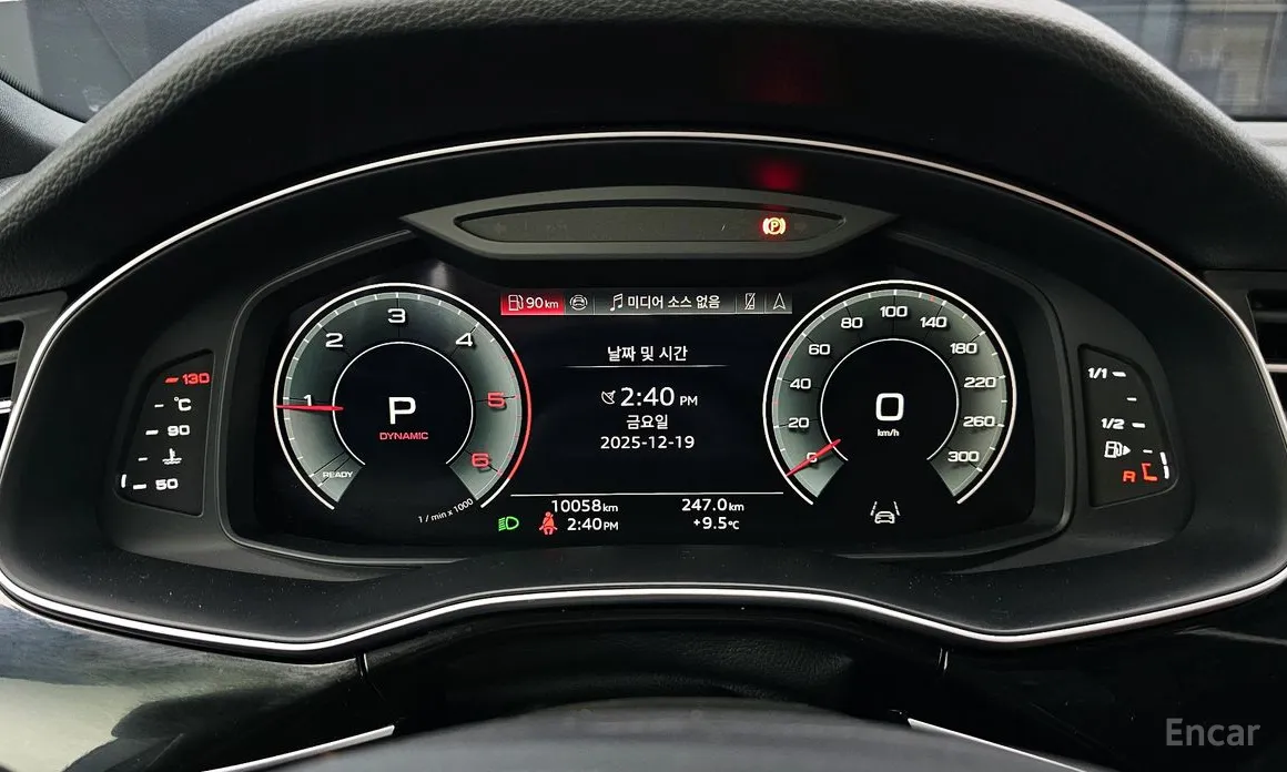 Фото 8 - Audi Q7