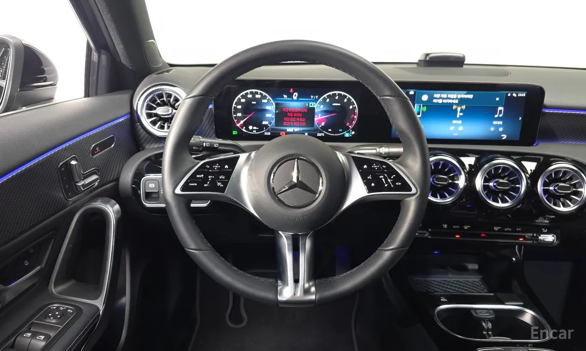 Photo 13 - Mercedes-Benz A-Class