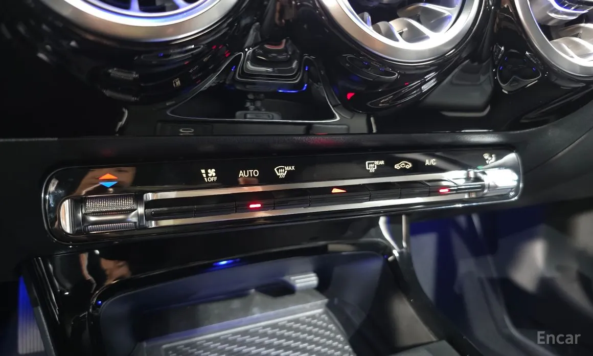 Photo 16 - Mercedes-Benz A-Class