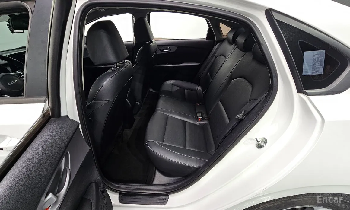 Фото 11 - Kia K3