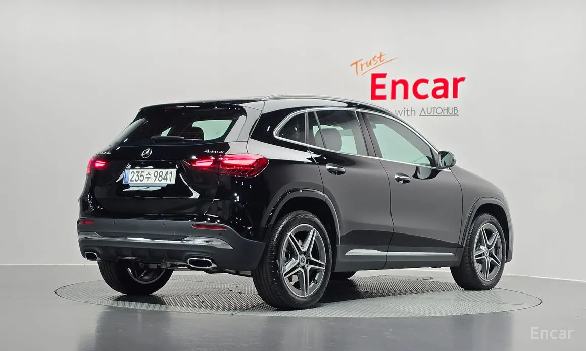 Фото 2 - Mercedes-Benz GLA-Class