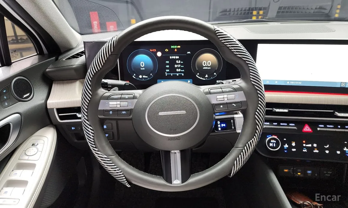 Фото 13 - Hyundai Sonata