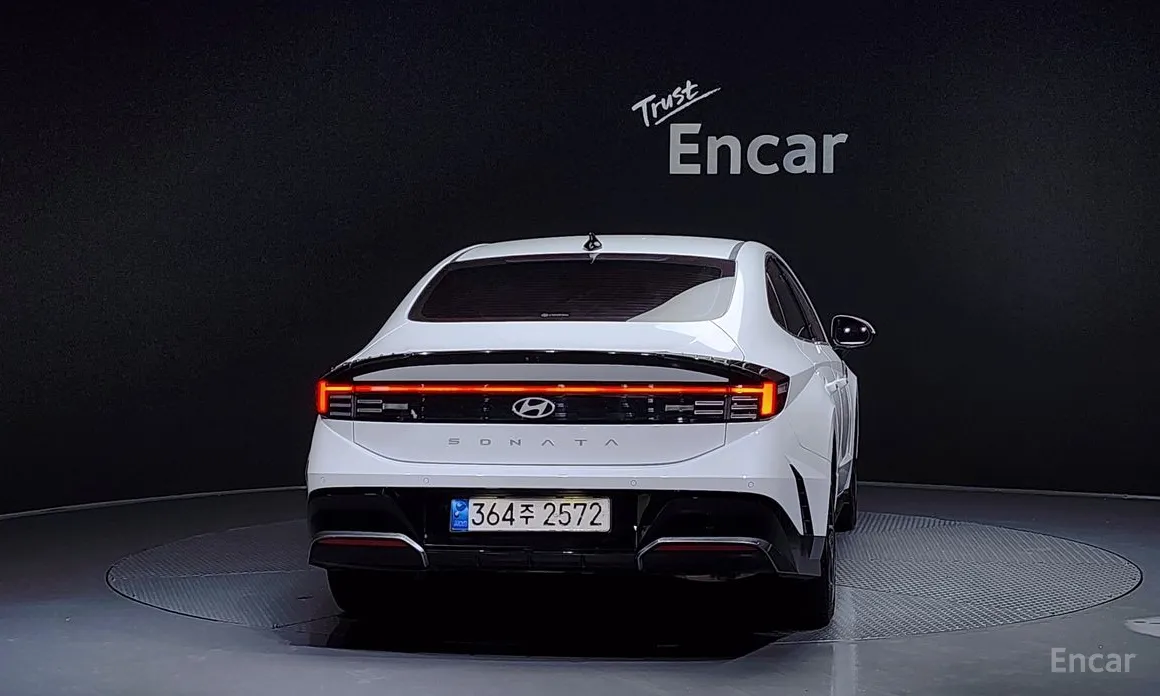 Фото 4 - Hyundai Sonata